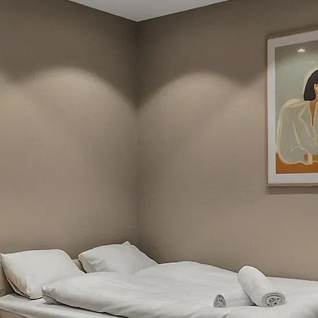 Brand New For Up To Six People Lejlighed Bergen